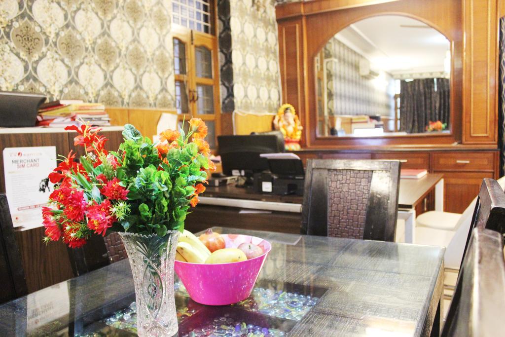 Hotel Delhi Marine Club C6 Vasant Kunj New Delhi Eksteriør billede